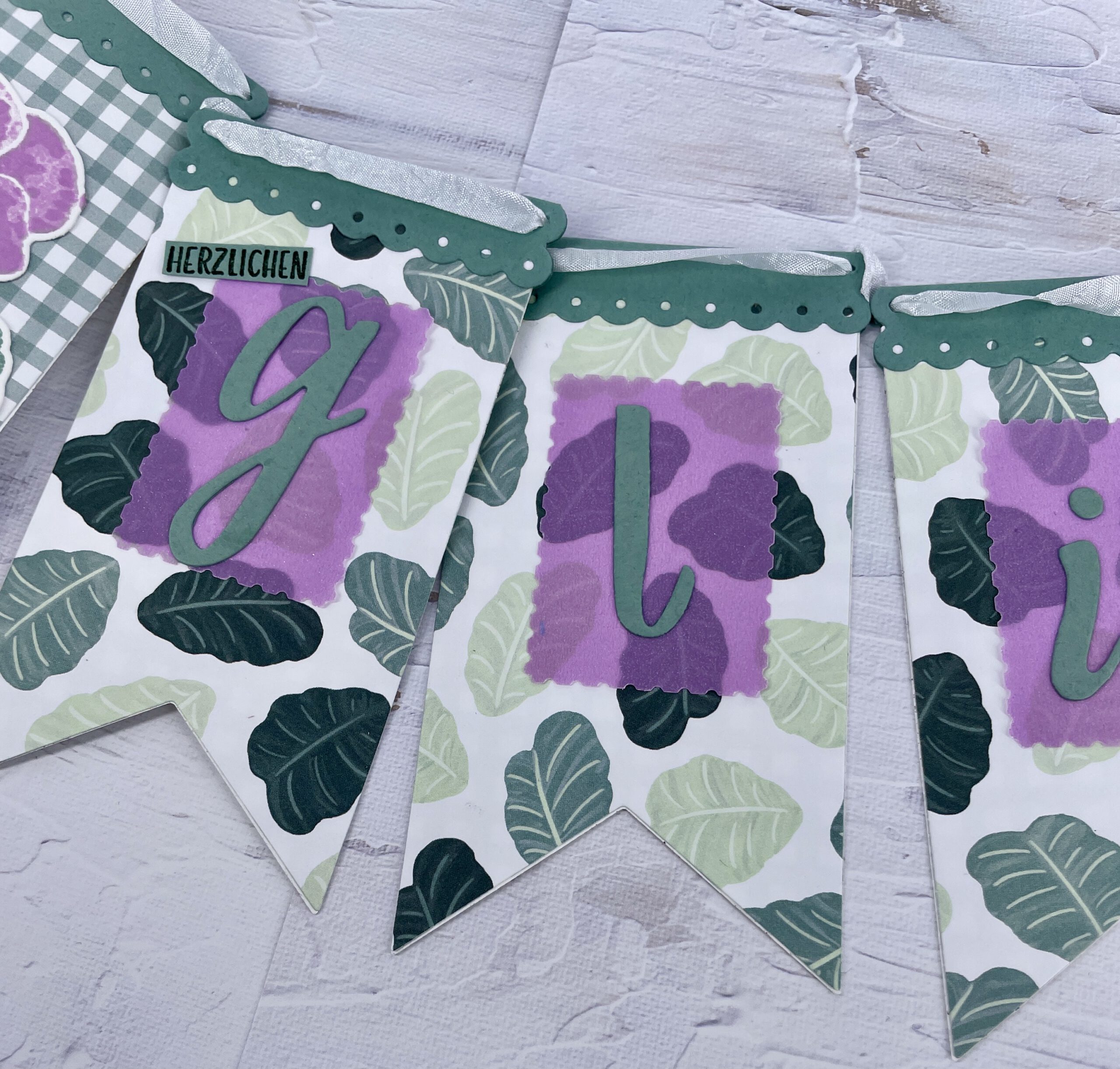 Girlande, Stiefmütterchen, basteln, Stampin Up, handmade, Anleitung