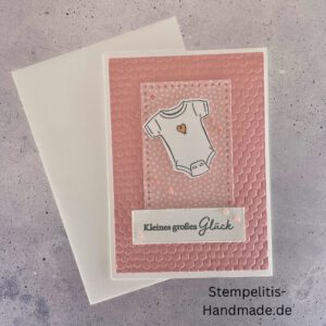 Taufe, Segenswünsche, Arche Noah, Schutzengel, Taufkerze, christliche Symbole, Babyglück, Patenkind, Konfirmation, Glaubensbekenntnis, Kreuz, Fischsymbol, Segensspruch, Jugendweihe, christliche Feier, Kommunion, Erstkommunion, Eucharistie, Kelch und Hostie, Glaubensweg, christliche Werte, Geburt, Klapperstorch, Kinderwagen, Babyfüße, neues Leben, Elternfreude, handgemachte Taufkarte, Taufkarte Schmetterlinge, Karte zur Taufe Pastell, Stampin Up Taufkarte, individuelle Glückwunschkarte Taufe, elegante Taufkarten kaufen