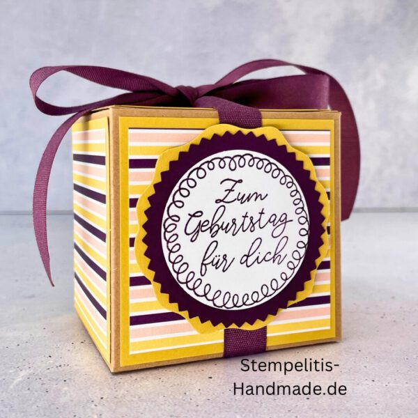 Nachhaltige Geschenkverpackung, personalisiert, DIY, kreativ, Geschenkbox, individuell, umweltfreundlich, Geschenkband, Dekoration, Bastelzubehör, kreative Geschenkidee, Liebesgeschenk, Freundschaftsgeschenk, Stempel, Geschenk für Frauen, Geschenk für Männer, Geschenkidee, , Karton, Pappe, Papier, Aufbewahrungsbox, Geschenk für Mama, Geschenk für Papa, Geschenk für Oma, Geschenk für Opa, Festtagsgeschenk, Giveaway, Verpackungslösung, Geschenk mit Liebe, Geschenk mit Herz, Geschenk für Kollegen, Geschenk für Freunde, Geschenk für Geburtstagskind