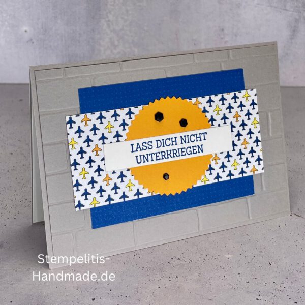 handgemachte Karte Mutmacher, Karte Lass dich nicht unterkriegen, Karte zur Aufmunterung, Motivationskarte handmade, Stampin’ Up Karte Mut machen, Aufmunterungskarte bunt, Karte mit Prägung und Schrift