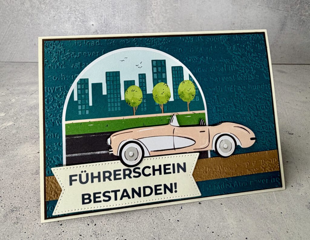 Handgemachte Glückwunschkarte Führerschein bestanden mit Gutscheinfach Detailansicht Gutscheinfach Karte Führerschein Geschenk Glückwunschkarte Auto Führerschein mit Einsteckfach für Geld Innenansicht Karte Führerschein bestanden handgemacht Führerschein Geschenk Karte hochwertig mit Umschlag