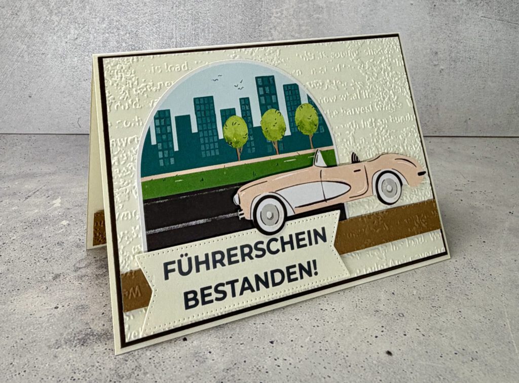 Handgemachte Glückwunschkarte Führerschein bestanden mit Gutscheinfach Detailansicht Gutscheinfach Karte Führerschein Geschenk Glückwunschkarte Auto Führerschein mit Einsteckfach für Geld Innenansicht Karte Führerschein bestanden handgemacht Führerschein Geschenk Karte hochwertig mit Umschlag