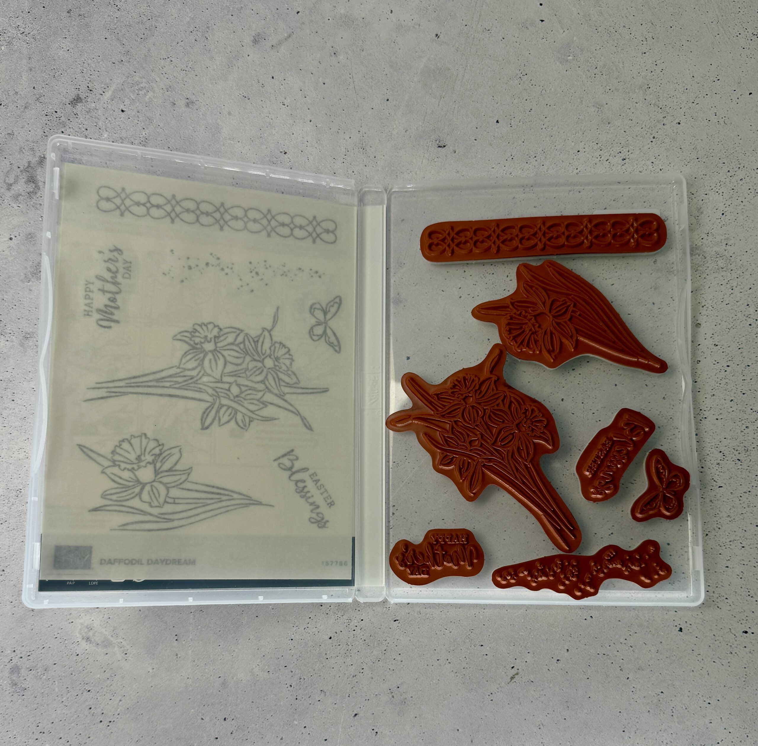 Daffodil Daydream, Daffodil Daydream Stempelset, Daffodil Daydream Stempelset mit Stanzformen, Stampin Up Daffodil Daydream, Stampin Up Stempelset gebraucht, Osterglocke Stanzformen, Osterglocken Stempel, Blumen Stempelset, Blumen Stanzformen, Osterkarten basteln, Frühlingskarten basteln, Cling Stempel, Gummistempel, Stampin Up gebraucht, Bastelset Blumen, florales Stempelset