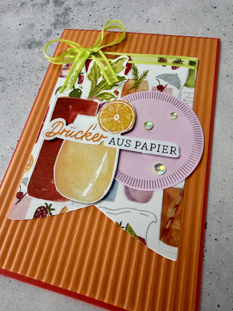Materialpaket Drinks und gute Laune, Bastelset, Bastelmaterial, DIY Materialpaket, Karten basteln, Geburtstagskarten basteln, Geschenkverpackung basteln, Papierbasteln, Bastelmaterial Set, Scrapbooking, kreative Geschenkideen, Bastelset Geburtstag, Dekoration basteln